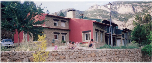 Agrupación de 3 refugios de montaña en Sierra de Segura. Jaén.