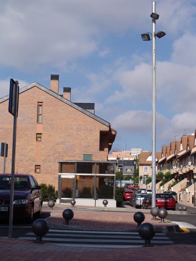Aparcamiento subterráneo para residentes en Calle Valladolid y Calle Simancas. Fuenlabrada.