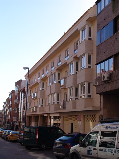 Edificio de 87 Viviendas en la UA-09 Avda. Fuenlabrada y Calle Getafe. Leganés.
